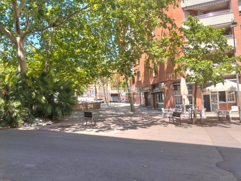 Foto 01ddb84d-5691-405b-aac2-e88bc09d1585. Aparcament cotxe a La Roureda Viladecans