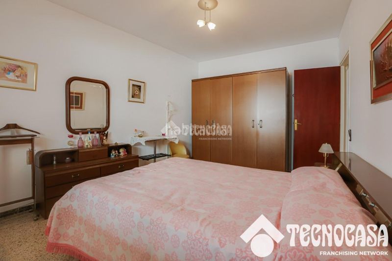 Foto 15ad8140-0657-4510-b6fa-b2fb89bbd92d. Pis a Centre Viladecans