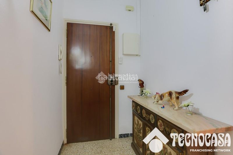 Foto ac26cbcf-b9de-487d-83e6-e83cd26dd461. Pis a Centre Viladecans