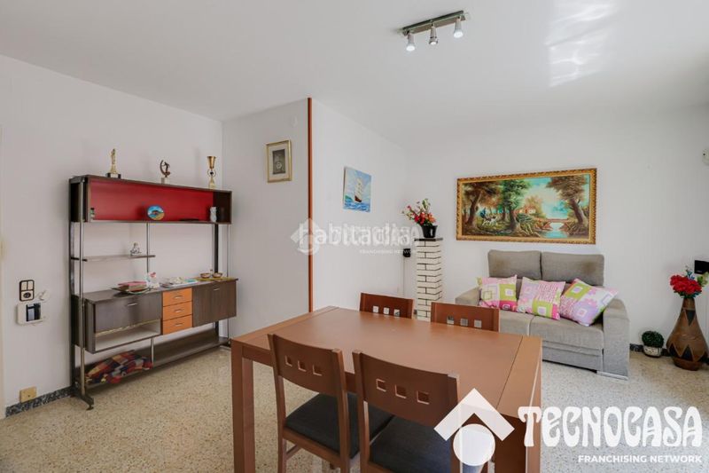 Foto eea0af1c-eec3-4831-b209-fc677cc6a1ca. Pis a Centre Viladecans