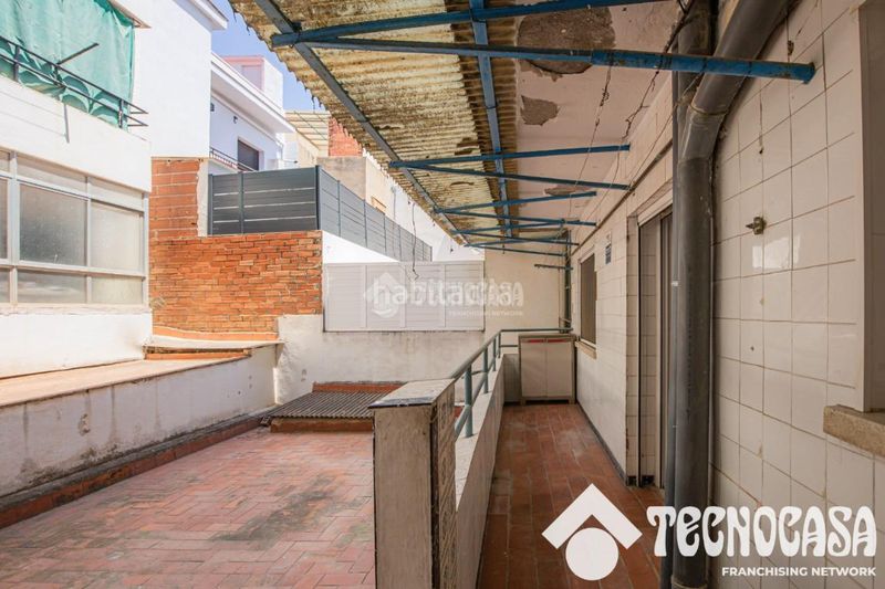 Foto eeff3f73-3494-4d23-9e81-afd0152c8ee0. Pis a Centre Viladecans