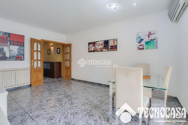 Foto 6f8f2539-5b2d-4ec6-a87b-b4b8bf2fa5f9. Piso  en venta en Centre Viladecans