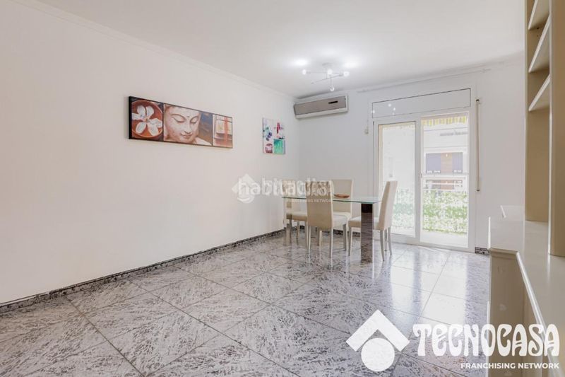 Foto b6bad1a5-286a-407c-a4fb-11f317c1bacd. Piso  en venta en Centre Viladecans