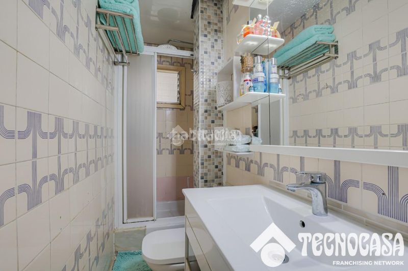 Foto 8a7ff600-80be-4cc1-b15a-561ff465e515. Piso  en venta en Torrent Ballester Viladecans