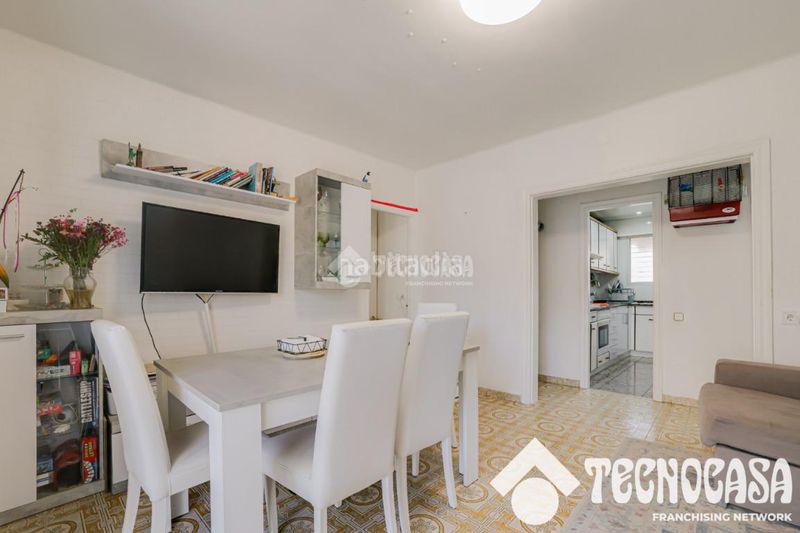 Foto e432782e-3ac9-4634-8112-e1abba2a7b86. Piso  en venta en Torrent Ballester Viladecans