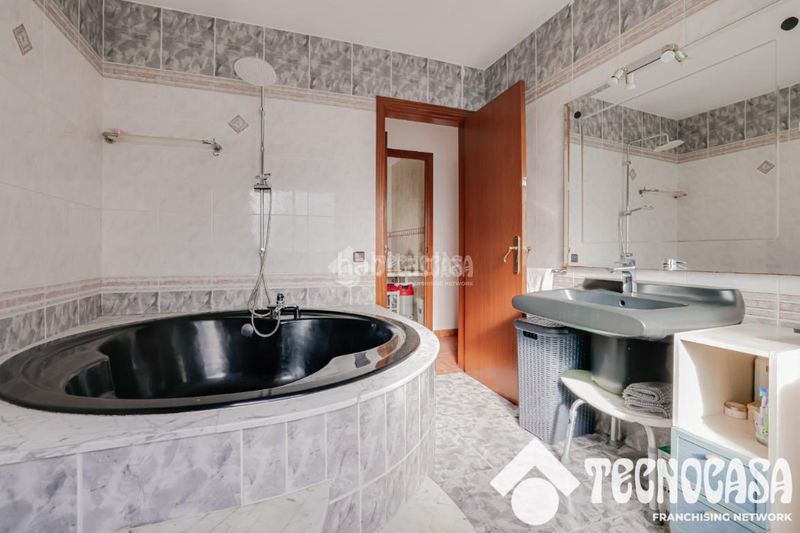 Foto 285e137f-5270-4b37-b1c8-e16a99b946a0. Piso  en venta en Centre Viladecans
