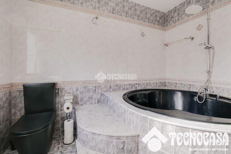 Foto 40ab46ff-f169-44a8-874c-d363e73f481e. Piso  en venta en Centre Viladecans