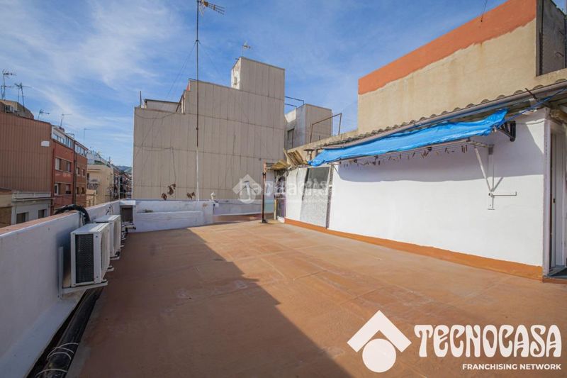 Foto 5b44e767-ae1f-4b63-8d1f-8c0dd9c1f194. Piso  en venta en Centre Viladecans