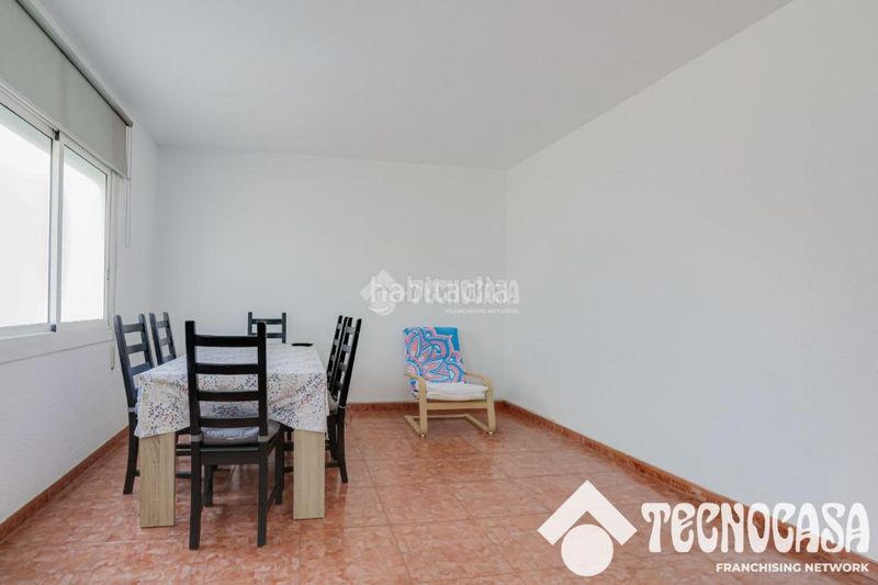 Foto 8f9fc6dc-ed48-4010-963b-503f6b4e4a1b. Piso  en venta en Centre Viladecans