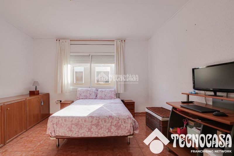 Foto a2cdc3a1-7f45-4ef3-999c-6d2d46967c63. Piso  en venta en Centre Viladecans