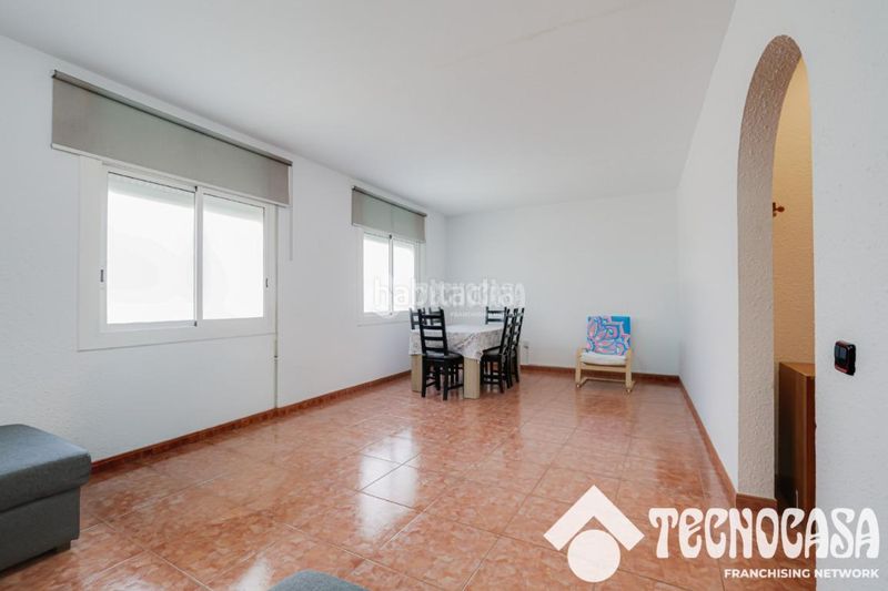 Foto df20315b-78d0-42c0-9899-c3dfd7f4f338. Piso  en venta en Centre Viladecans