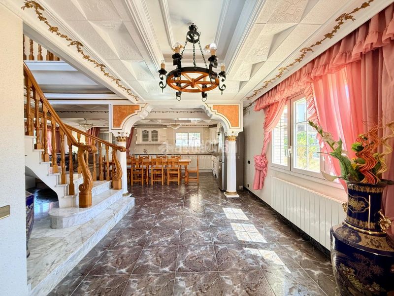 Foto 3a329477-4f64-4696-8d9f-eee8b2ea72ea. Casa  en venta en Canyelles