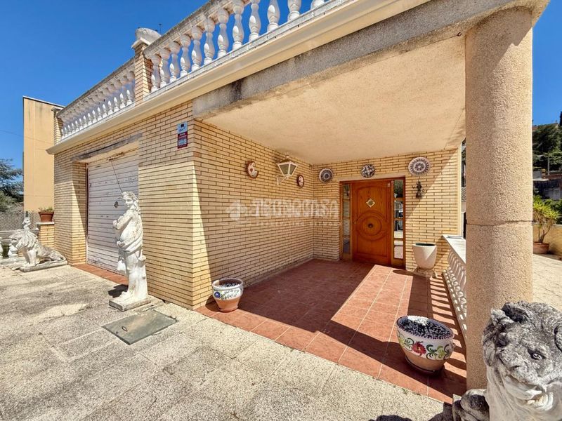 Foto 63a485a8-341a-4ba1-befc-d7efb65f3d50. Casa  en venta en Canyelles