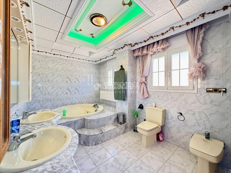 Foto 85b7d83e-beb0-4ed8-bf8c-5f9e76fdccd9. Casa  en venta en Canyelles