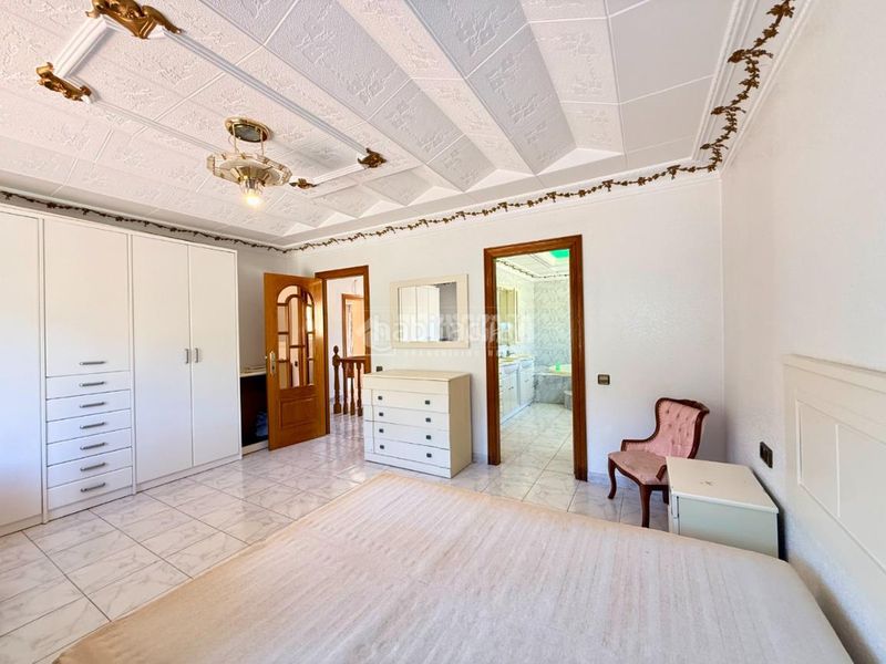 Foto a2dae0b8-4c39-422d-89e7-976315e8cda4. Casa  en venta en Canyelles