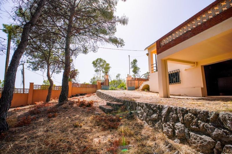 Foto f34e34f8-6115-41d1-a5fd-9624b2481c58. Masia a La Collada-Sis Camins Vilanova i la Geltrú