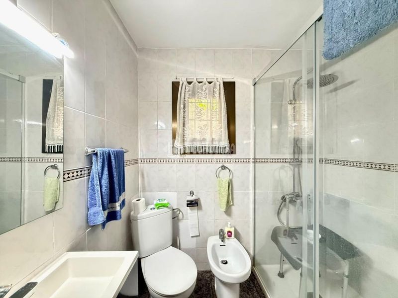 Foto e93d1d30-f8cb-41e5-9f15-66d2766c269a. Casa amb aparcament piscina a Nord Vilanova i la Geltrú