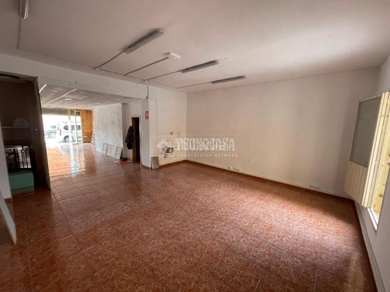 Foto 3c306a6e-cba5-4692-b2e6-872676b37f28. Local comercial  en venta en Sant Joan Vilanova i la Geltrú