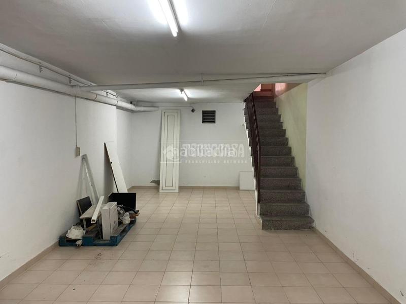 Foto 9363f98f-b945-452e-aa63-a40c1d42042e. Local comercial  en venta en Sant Joan Vilanova i la Geltrú
