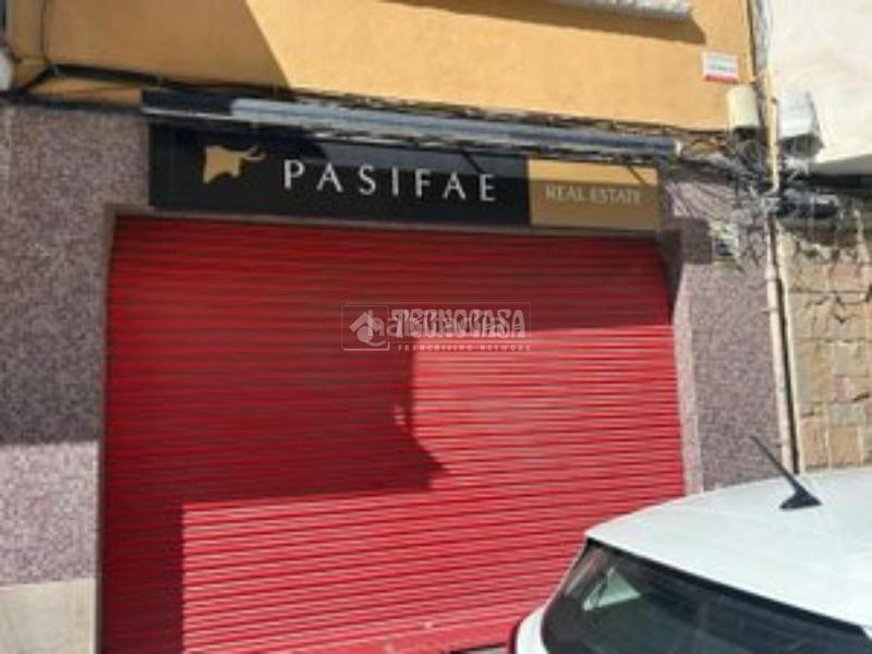 Foto 3a7673f7-37b9-49d1-9bd2-50ff8a3ea991. Alquiler local comercial tienda en alquiler en Sant Joan Vilanova i la Geltrú