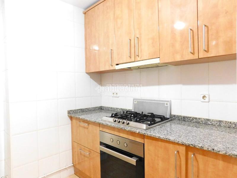 Foto 74c19b8c-ab27-4f31-9bcf-5f8ef87de5c4. Piso  en venta en Sant Joan Vilanova i la Geltrú