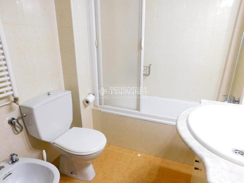 Foto cbd5cfff-e638-46e0-b135-0dc16ee9ba86. Piso  en venta en Sant Joan Vilanova i la Geltrú