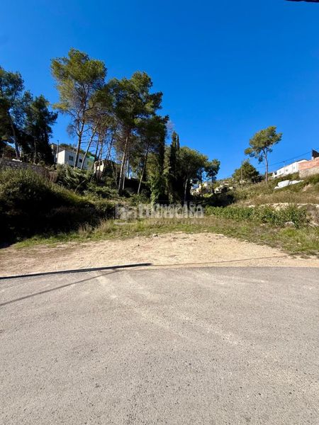 Foto 45c48ab0-7454-4a9c-8a3d-fc41f2123182. Terreny residencial a Canyelles