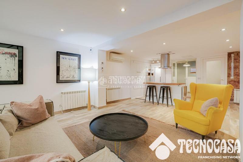 Foto 3cc9992a-f273-4448-9700-3f907ef5077b. Rent flat in Fort Pienc Barcelona