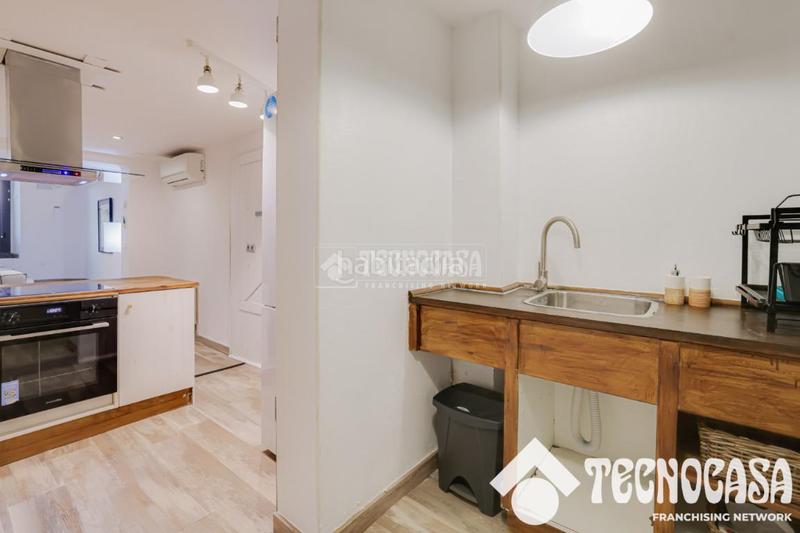 Foto fc9f898f-dc78-442a-9cf2-9ca8a94e5209. Rent flat in Fort Pienc Barcelona
