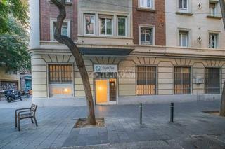 Lloguer Local Comercial a Fort Pienc. Local comercial en alquiler en barcelona