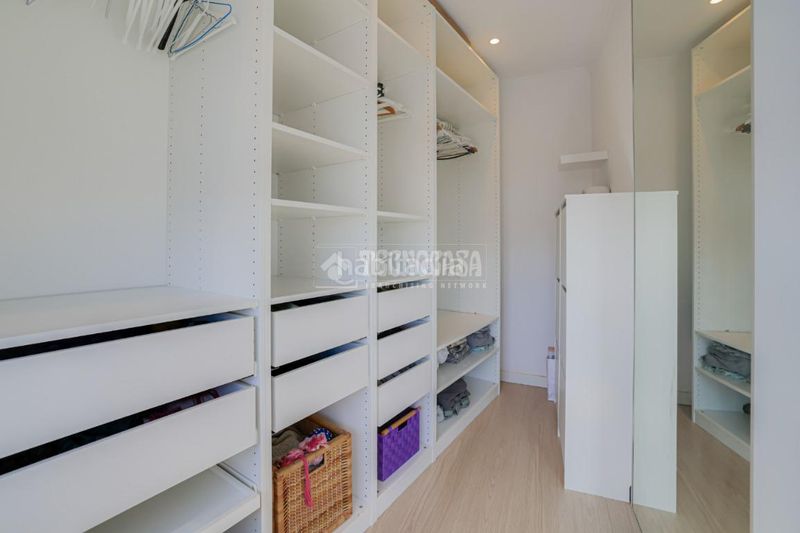 Foto ca34bc2e-453c-480c-b254-248a2060a30b. Pis a Fort Pienc Barcelona
