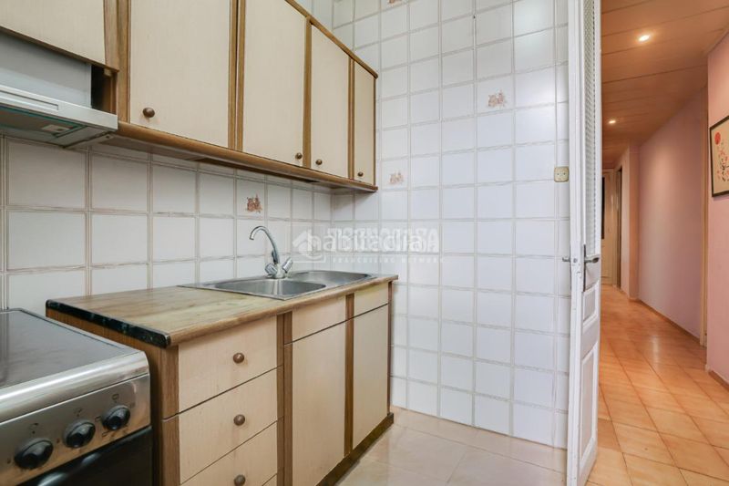 Foto c9c887e0-755a-46f6-8159-36deb2bc9696. Pis a Fort Pienc Barcelona