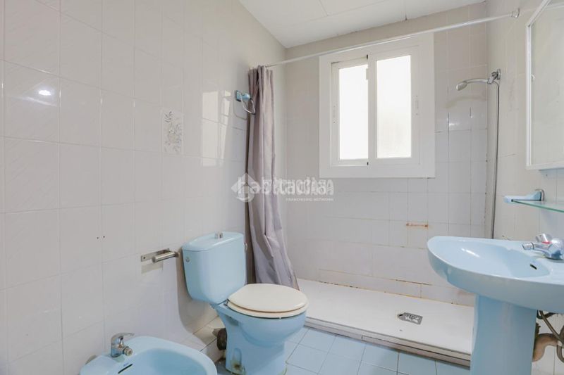 Foto f5af5cbd-acda-442a-b0b0-8dd47e8aad13. Pis a Dreta de l´Eixample Barcelona