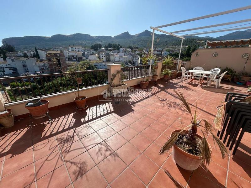 Foto 41f2703d-9bf3-4967-930a-bd44fc5ff89e. Ático  en venta en los villares en Villares (Los)
