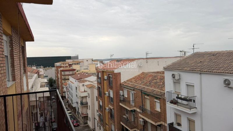 Foto 3dae8057-b752-439b-ae6c-932d88c6e3ae. Pis a Belén - San Roque Jaén
