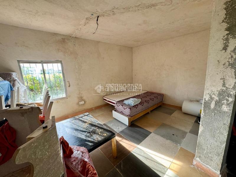 Foto 3724a491-3fb1-417c-a171-d45368a10382. Local comercial almacén en venta en Humanes