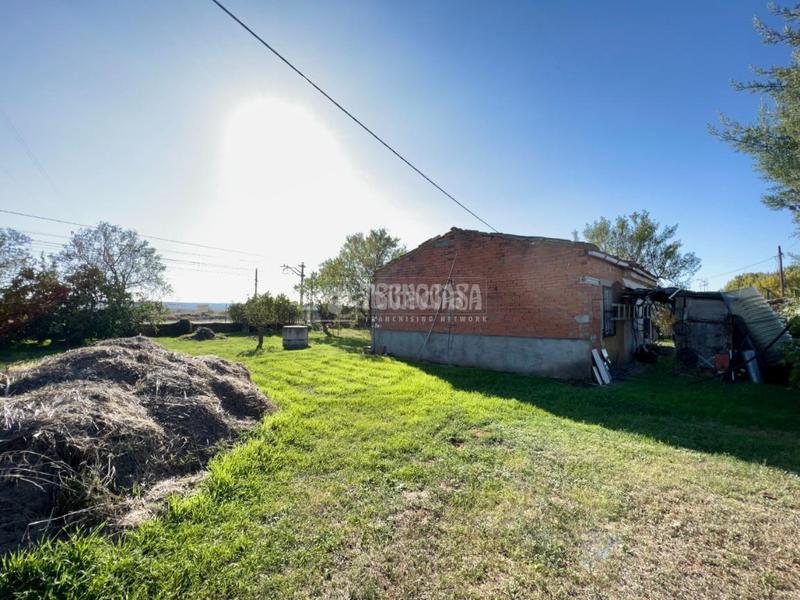 Foto 3d277ca6-4d76-4464-97a5-1b8a0c1dd9e0. Local comercial almacén en venta en Humanes