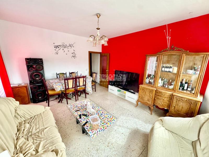 Foto 09836049-8f0a-4d08-839e-1836a4e493d7. Piso  en venta en Yunquera de Henares