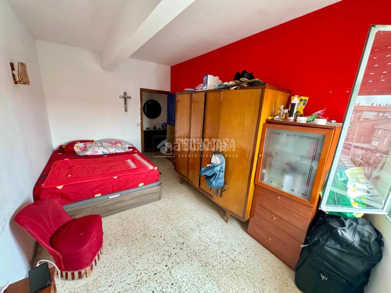 Foto 3d431f6d-5011-4974-808b-8856a33941ef. Piso  en venta en Yunquera de Henares