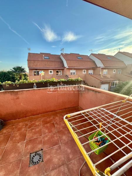 Foto 3995ad8c-8b90-4f41-877d-f55172b08e56. Casa pareada casa en venta en Yunquera de Henares