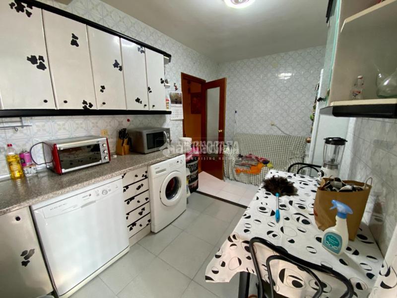 Foto 51a251f1-8af5-4b0e-9ce8-7d42a737e58f. Piso  en venta en Yunquera de Henares
