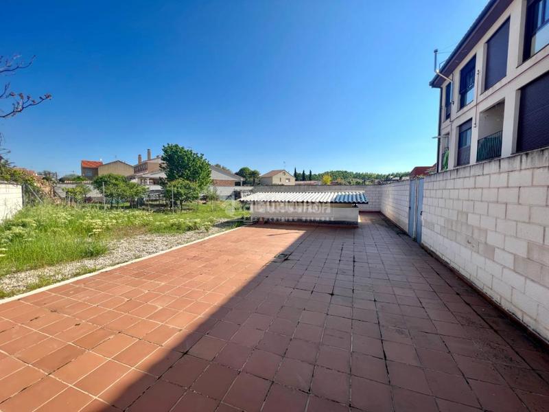 Foto 6d580372-b36c-442e-88a8-bc1628c2e171. Piso  en venta en Yunquera de Henares