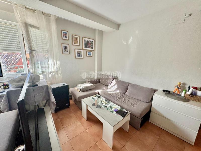 Foto 3bc19d15-a17c-42ff-989b-c8a44de758e8. Flat with heating in Yunquera de Henares