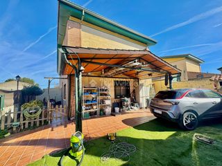 Casa pareada en Yunquera de Henares. Casa en venta en yunquera de henares