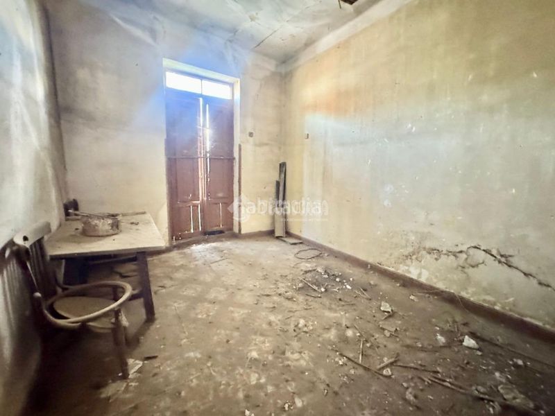 Foto c1ea83c0-7fa5-4074-bda3-a139fda953dd. Casa aparellada a Humanes
