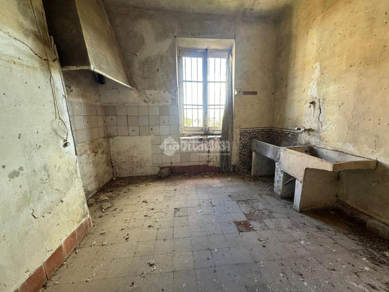 Foto df6d6314-0dba-41c6-90d3-c228802a9c6d. Casa aparellada a Humanes