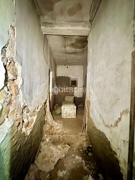 Foto ee737d63-b0bf-41d3-89eb-0ad1b034b60c. Casa aparellada a Humanes