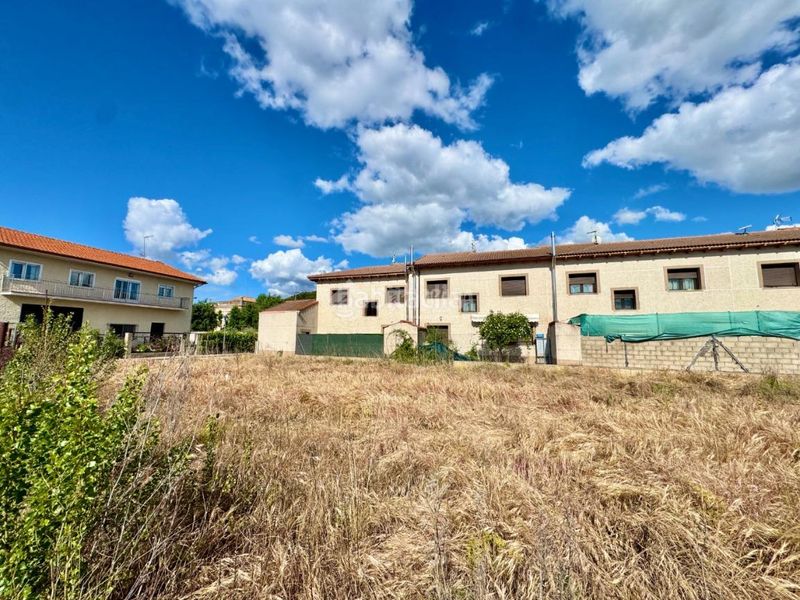 Foto df3ab689-d041-404e-b7b8-db56832dd236. Terreny residencial a Humanes