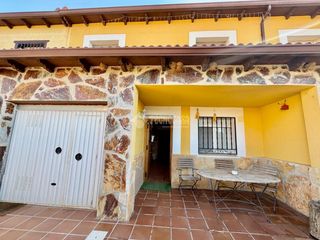 Towny house in Carrascosa de Henares. Casa en venta en espinosa de henares