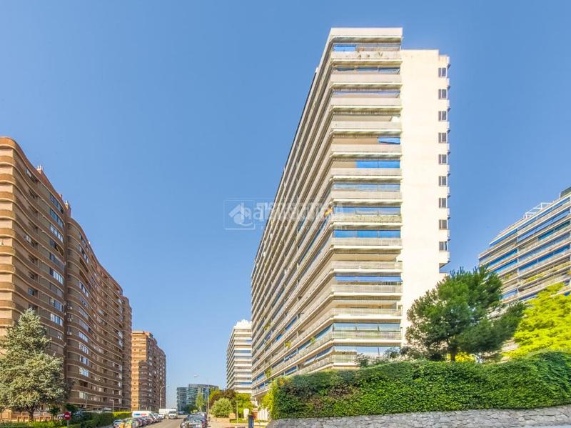 Foto c8f7b76a-94ed-428b-badb-dbe426de77e3. Piso  en venta en San Pascual Madrid